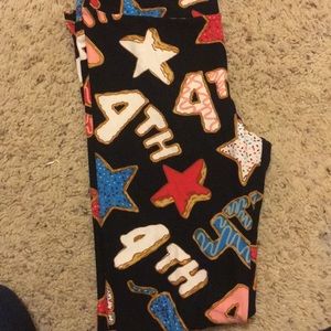 LuLaRoe OS Americana leggings